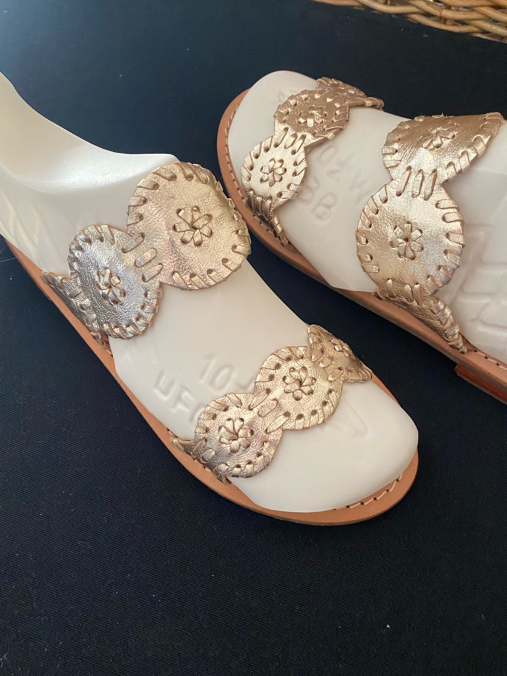 Jack Rogers  Lauren Flat Sandal Gold Sz 7.5 NWOT $138 - Picture 7 of 8